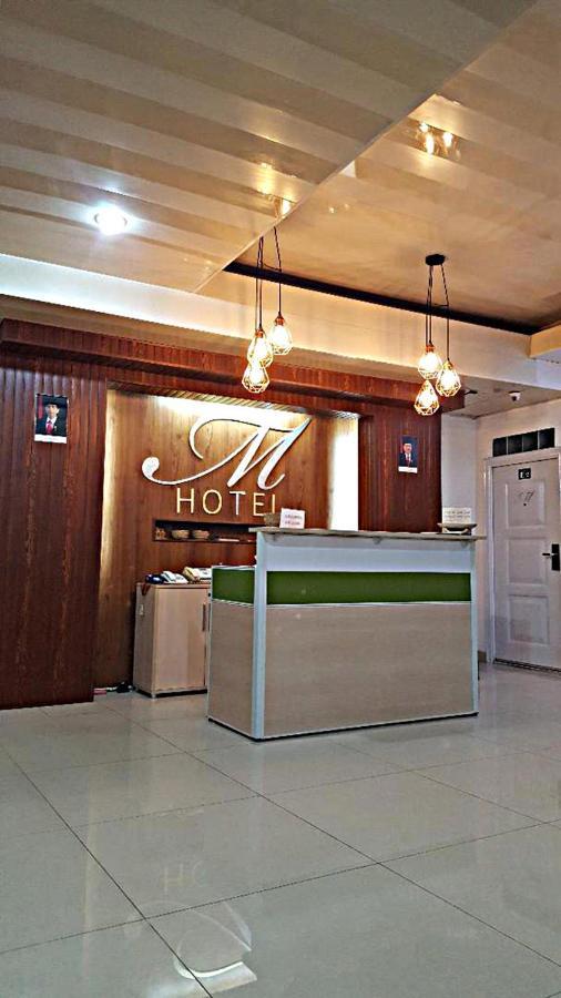 มิทรา โฮเต็ล โยกยาคาร์ต้า Hotel ยอกยาการ์ตา ภายนอก รูปภาพ